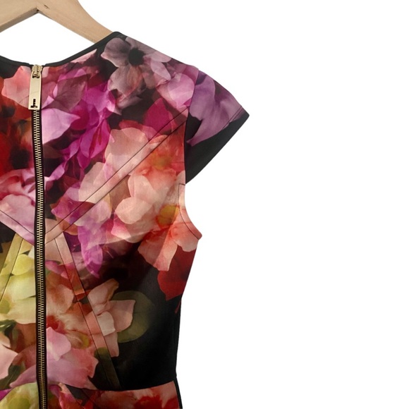 Ted Baker Pink Embla Cascading Floral Skater Dress Ted Size 1 Black Cap Sleeve - Picture 7 of 14